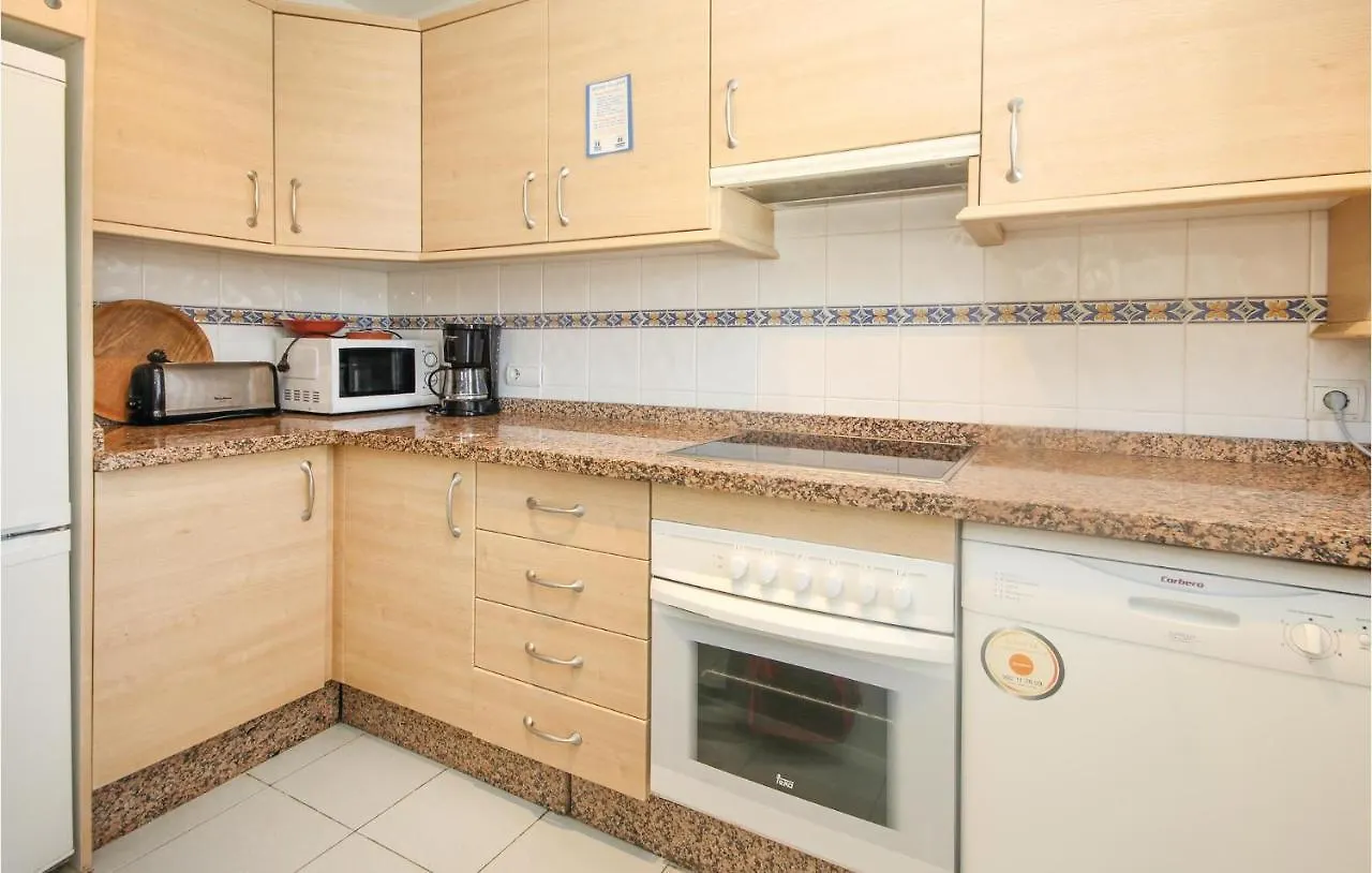 2 Bedroom Cozy Apartment In Estepona